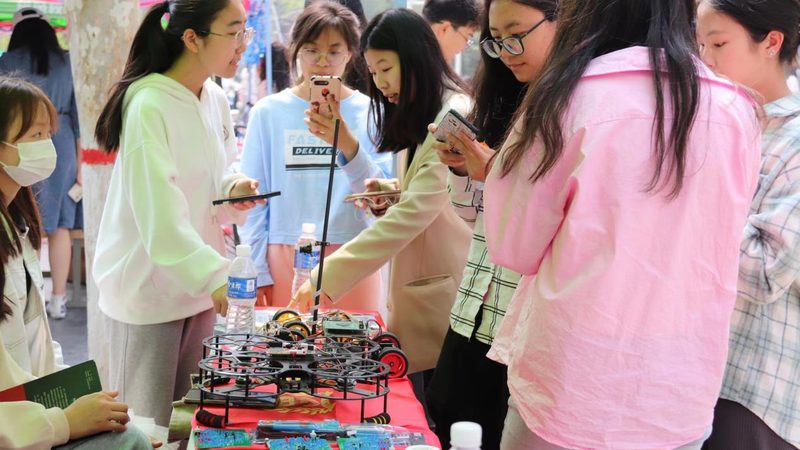 低代码平台：企业数字化转型的加速器
